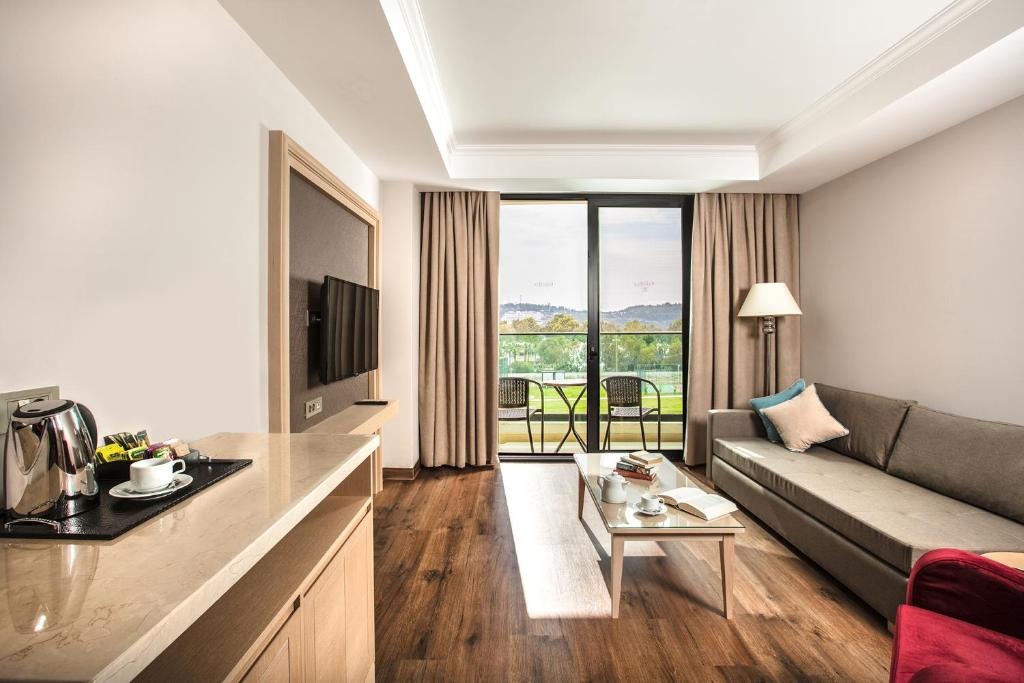 هتل کرومار افسوس بیچ اند اسپا ریزورت کوش آداسی